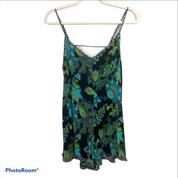 VINTAGE Lucy Love Floral Green&Black Ruffle Romper - Picture 1 of 11
